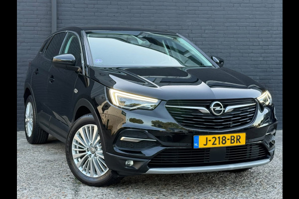 Opel Grandland X 1.2 Turbo Business Executive