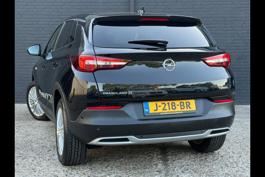 Opel Grandland X 1.2 Turbo Business Executive