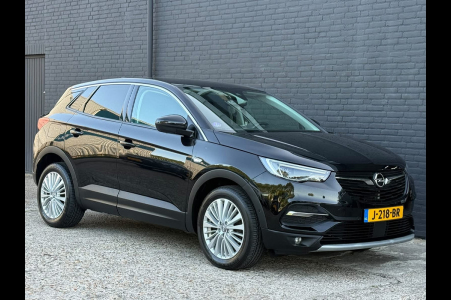 Opel Grandland X 1.2 Turbo Business Executive