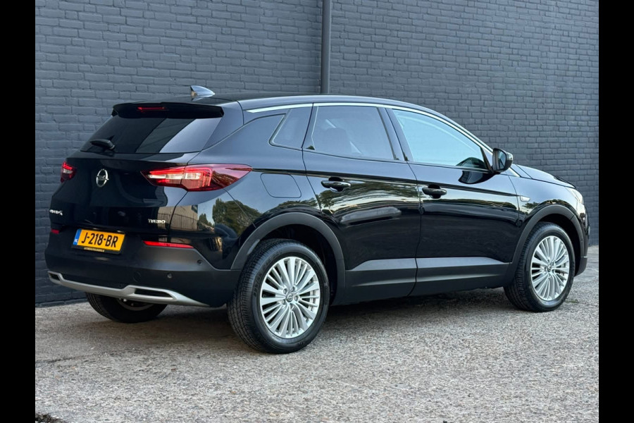 Opel Grandland X 1.2 Turbo Business Executive