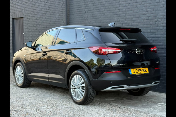 Opel Grandland X 1.2 Turbo Business Executive
