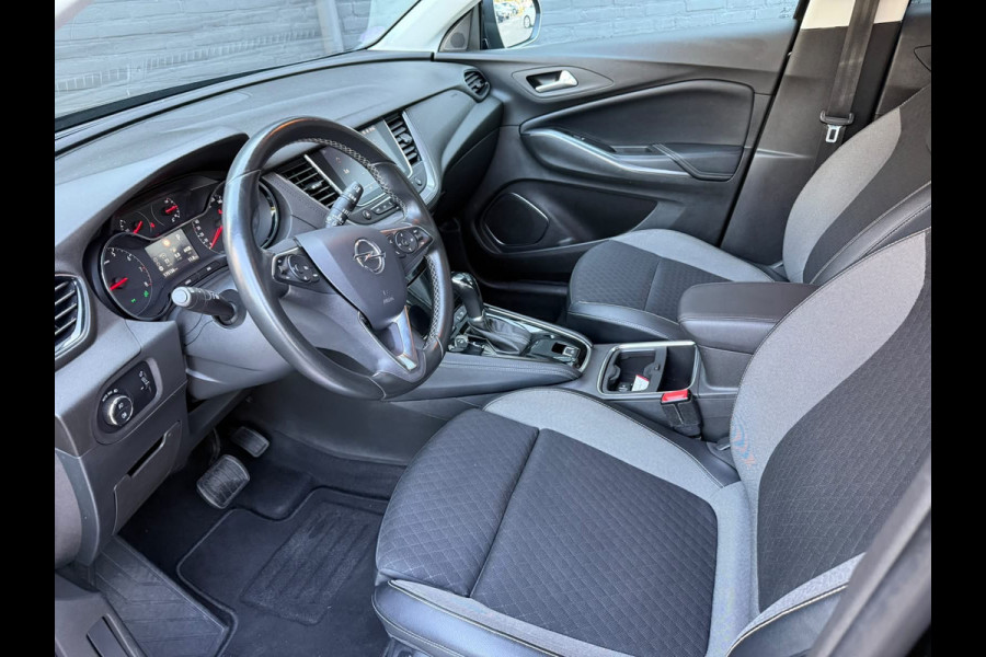 Opel Grandland X 1.2 Turbo Business Executive