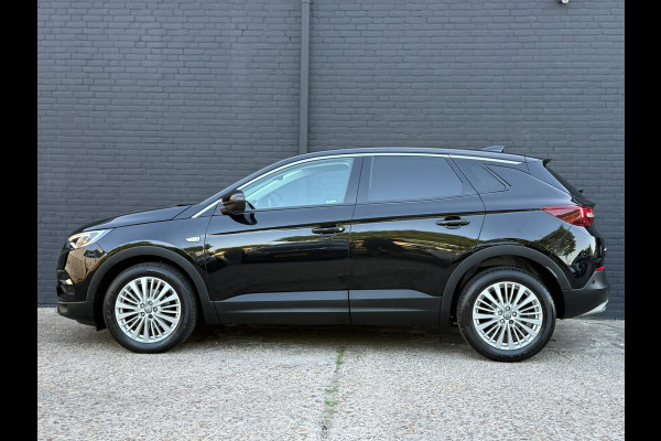 Opel Grandland X 1.2 Turbo Business Executive