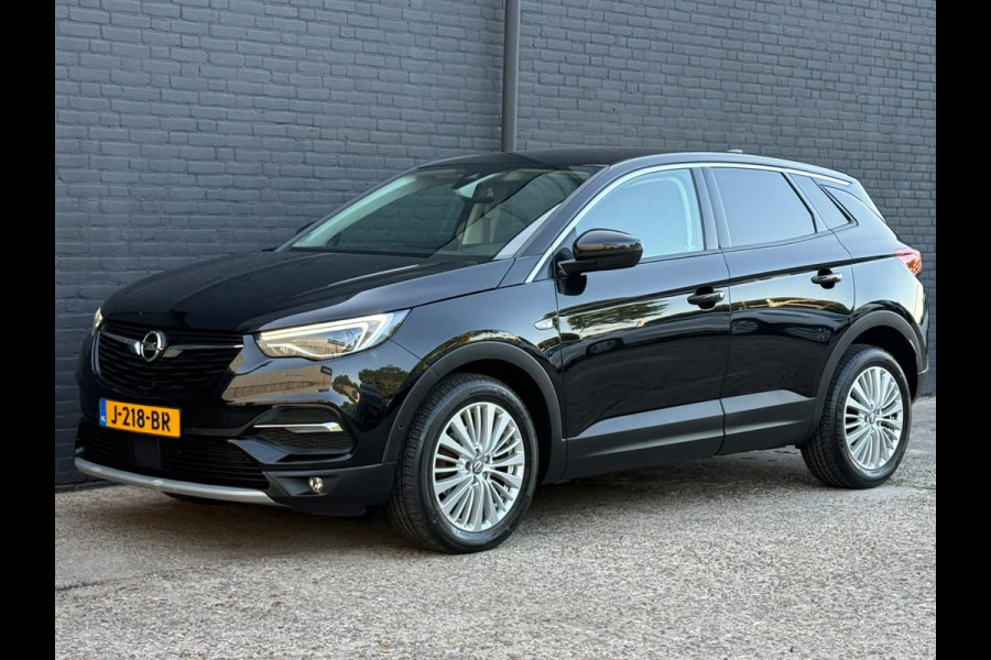 Opel Grandland X 1.2 Turbo Business Executive