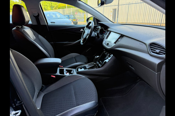 Opel Grandland X 1.2 Turbo Business Executive