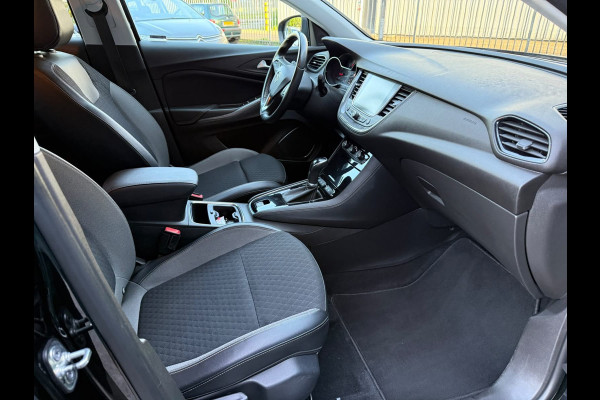 Opel Grandland X 1.2 Turbo Business Executive