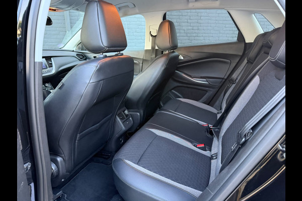 Opel Grandland X 1.2 Turbo Business Executive