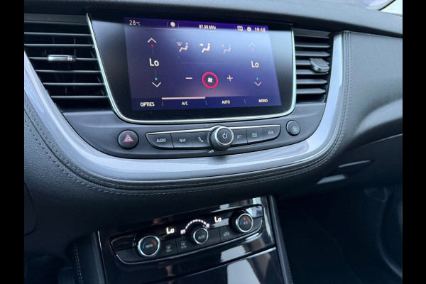 Opel Grandland X 1.2 Turbo Business Executive