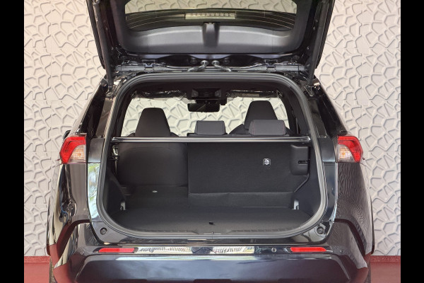 Toyota RAV4 2.5 PLUG-IN HYBRID AWD 306PK 1500KG TREKGEW. HEADUP SPIEGEL.CAM LED ELEK.KLEP STUUR/STOELVERW. V+A PHEV PLUG IN
