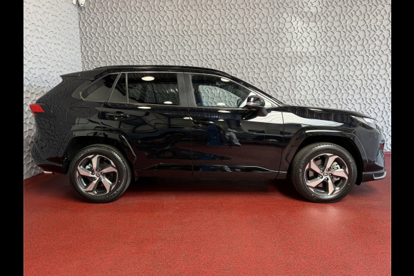 Toyota RAV4 2.5 PLUG-IN HYBRID AWD 306PK 1500KG TREKGEW. HEADUP SPIEGEL.CAM LED ELEK.KLEP STUUR/STOELVERW. V+A PHEV PLUG IN