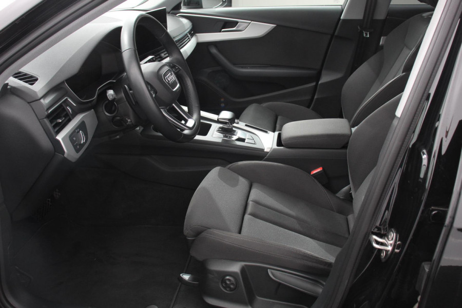Audi A4 Avant 40 TFSI 204pk Automaat S-Line Black Edition Navigatie Apple Carplay/Android Auto Adaptieve Cruise Control Parkeersensoren Camera Dodehoek Assistent Elektrische Achterklep Stoelverwarming Climate Control