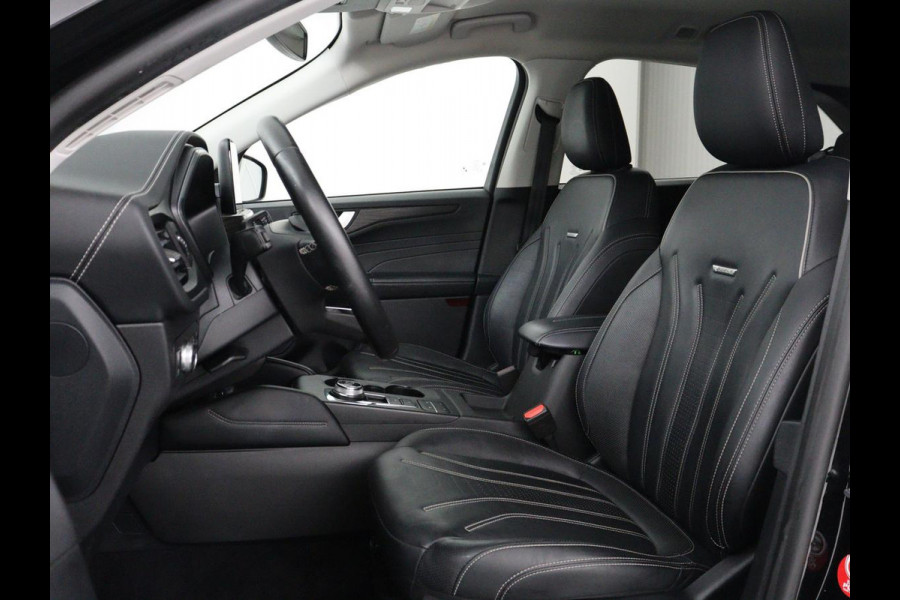 Ford Kuga 2.5 PHEV Vignale | SOH 87,4% | Leder | Trekhaak | Adaptive cruise | Side Assist | Stoelverwarming | Memory | Carplay | Navigatie | 360 Camera | B&O Sound | Keyless | PHEV | Plug In