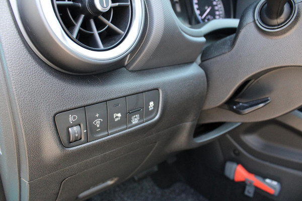 Hyundai Kona 1.6 GDI HEV Comfort Smart 105 PK | Achteruitrijcamera | Navigatie | Apple CarPlay | KRELL Audio | Climate Controle