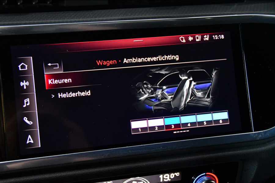 Audi Q3 Sportback 35 TFSI S-line, Pano, Side assist, Blackline