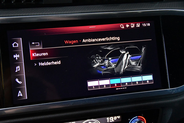 Audi Q3 Sportback 35 TFSI S-line, Pano, Side assist, Blackline