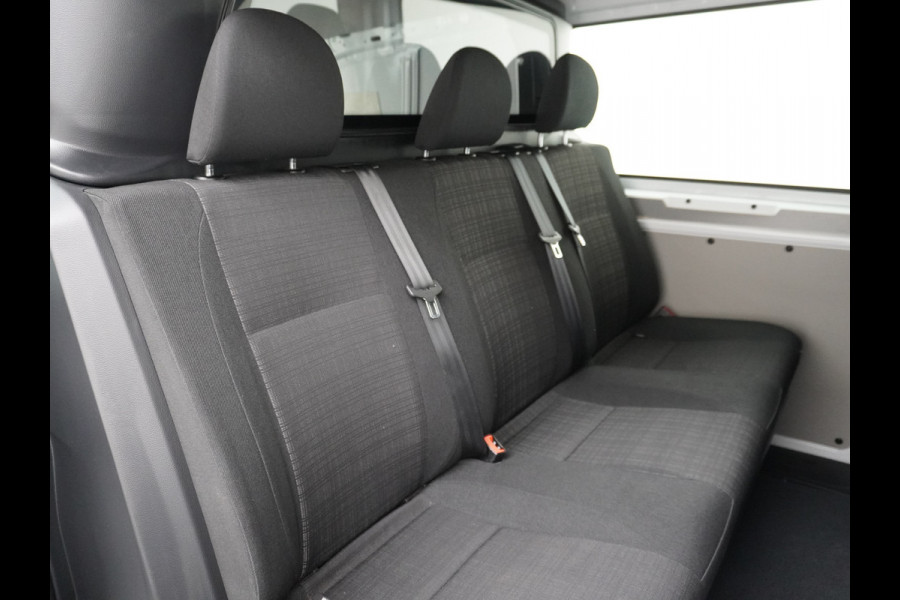 Mercedes-Benz Vito 114 2.2CDI Automaat Dubbele Cabine 6-Pers. Lang Airco Navi Camera Pdc Bluetooth Cruise Control Regen-Lichtsensor Pdc Betonplex Vloer Schuifdeur Imperiaal 1e Eigenaar Euro 6