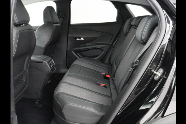 Peugeot 3008 1.6 HYbrid 225 Allure | SOH 95,8% | Trekhaak | Half leder | Carplay | Camera | Dodehoek detectie | Navigatie | Parkeerhulp | 18'' | Bluetooth | Climate control | Cruise control | PHEV | Plug In