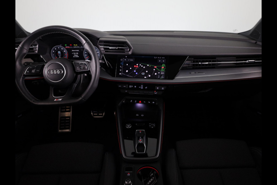 Audi A3 Limousine 35 TFSI S edition 150pk | Panoramadak | Navigatie | 17 inch Lichtmetalen velgen | Licht Pakket | Verlengde garantie