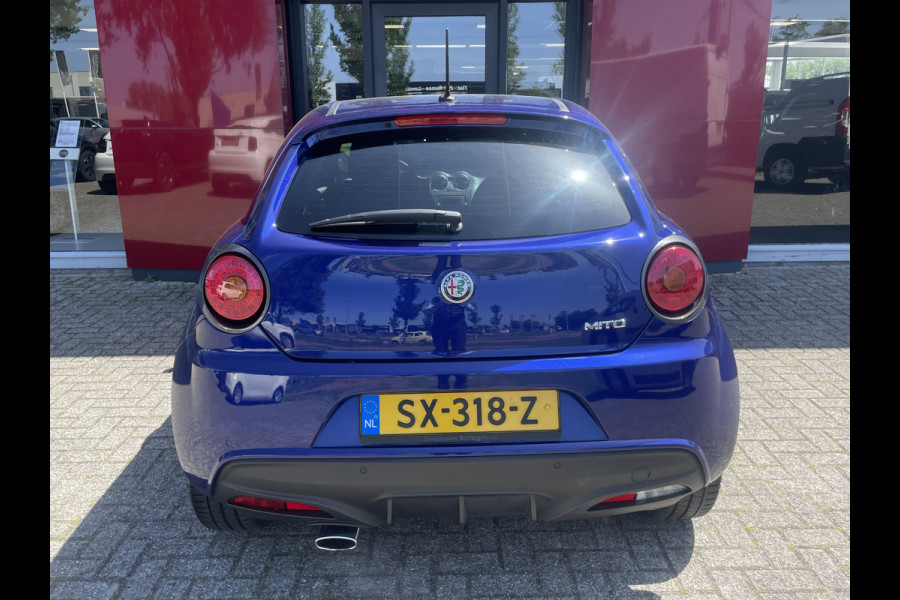Alfa Romeo MiTo TwinAir Turbo 105PK | Climate/Cruise Control | 17" velgen | Parkeersensoren