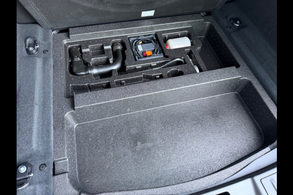 Land Rover Range Rover Evoque 1.5 P300e AWD R-Dynamic S, CarPlay, Leer, LED, Trekhaak