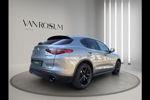 Alfa Romeo Stelvio 2.0 T AWD Super | 20" | Camera | Leder / Sportstoelen | Stuurverw | Elektr. Klep | Afn.Trekhaak | Goed onderhouden |