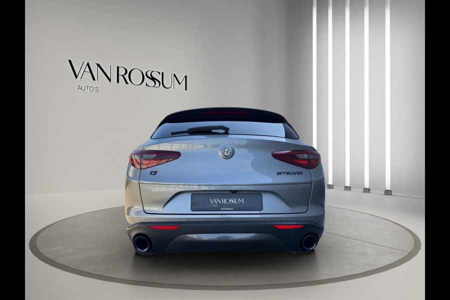 Alfa Romeo Stelvio 2.0 T AWD Super | 20" | Camera | Leder / Sportstoelen | Stuurverw | Elektr. Klep | Afn.Trekhaak | Goed onderhouden |