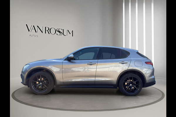 Alfa Romeo Stelvio 2.0 T AWD Super | 20" | Camera | Leder / Sportstoelen | Stuurverw | Elektr. Klep | Afn.Trekhaak | Goed onderhouden |