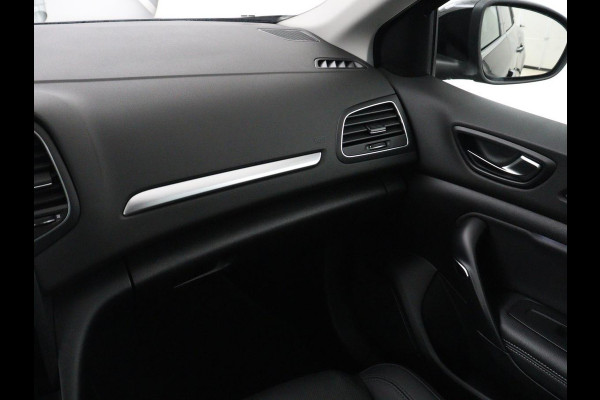 Renault Mégane 1.3 TCe Intens | Leder | Carplay | Head-Up | Stuurverwarming | Keyless | Camera | Full LED | Navigatie | Memory | Parkeerhulp | Cruise control | Climate control | Bluetooth