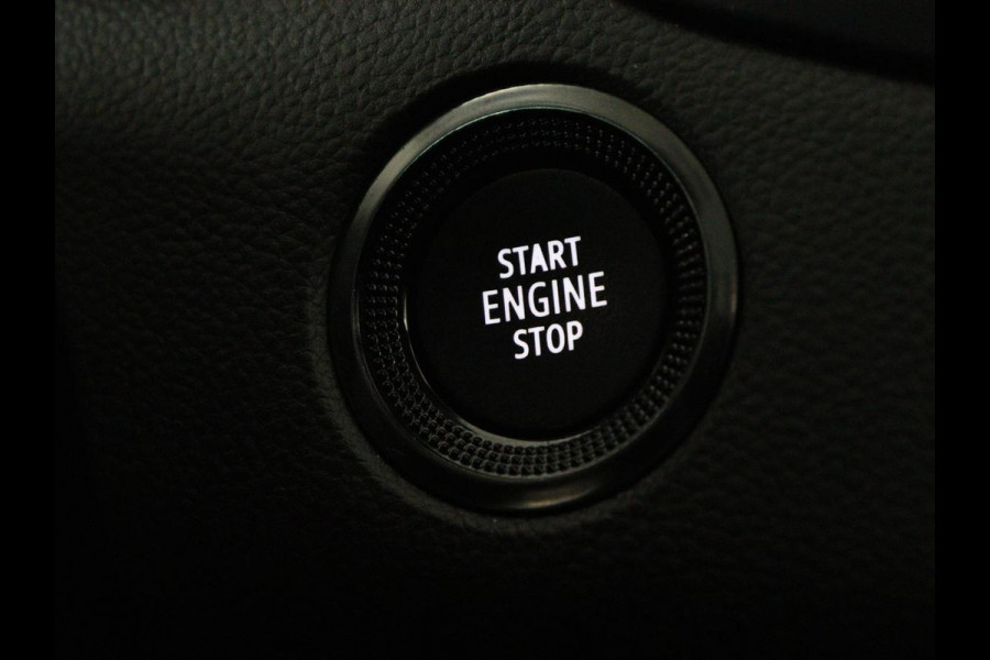 Renault Mégane 1.3 TCe Intens | Leder | Carplay | Head-Up | Stuurverwarming | Keyless | Camera | Full LED | Navigatie | Memory | Parkeerhulp | Cruise control | Climate control | Bluetooth