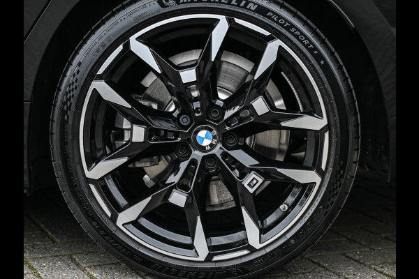 BMW 3 Serie Touring 330e xDrive | Accu 19,5kWh | Trekhaak | Panorama dak  | Active Cruise | Camera  | Ambiance interieur