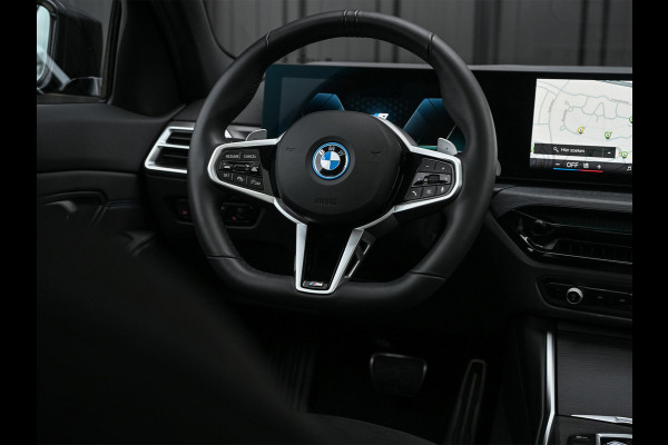 BMW 3 Serie Touring 330e xDrive | Accu 19,5kWh | Trekhaak | Panorama dak  | Active Cruise | Camera  | Ambiance interieur