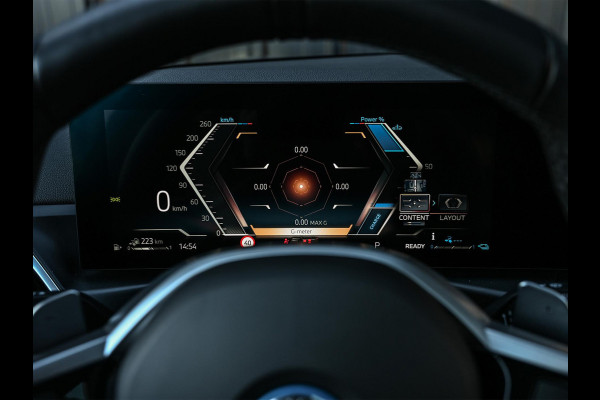 BMW 3 Serie Touring 330e xDrive | Accu 19,5kWh | Trekhaak | Panorama dak  | Active Cruise | Camera  | Ambiance interieur
