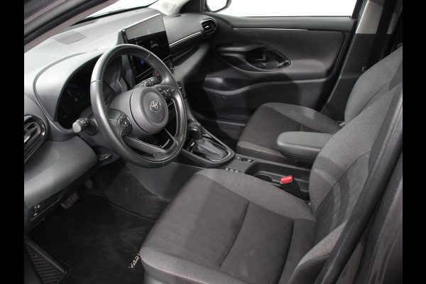 Toyota Yaris 1.5 Hybrid Dynamic Automaat Climate control Cruise control adaptieve LED Achteruitrijcamera Lane assist Apple Carplay/ Android Auto Keyless start