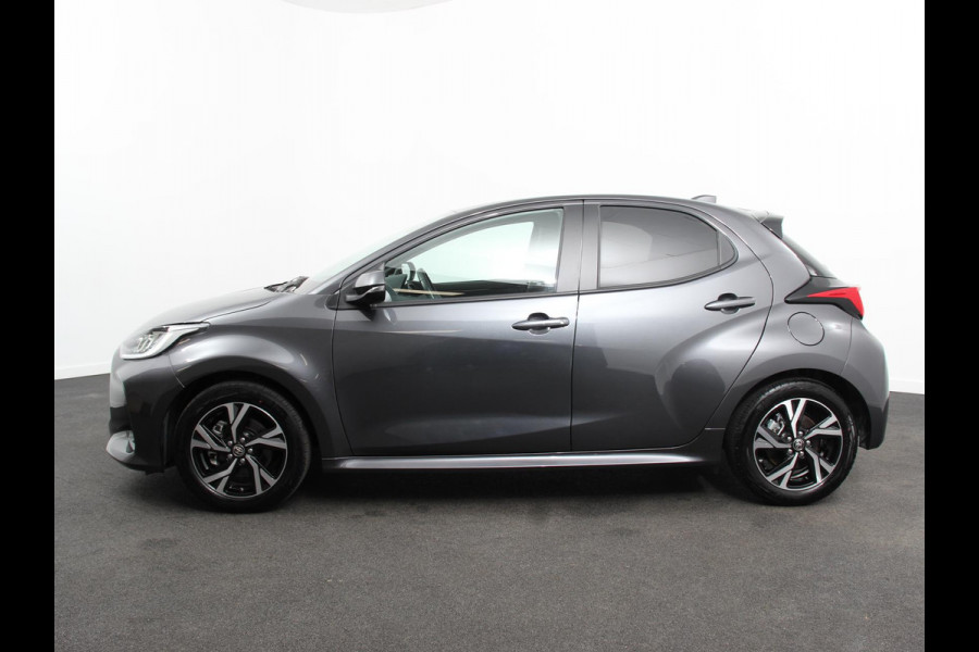Toyota Yaris 1.5 Hybrid Dynamic Automaat Climate control Cruise control adaptieve LED Achteruitrijcamera Lane assist Apple Carplay/ Android Auto Keyless start