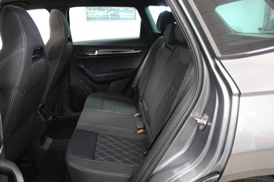 Škoda Karoq 1.5 TSI ACT Sportline Business