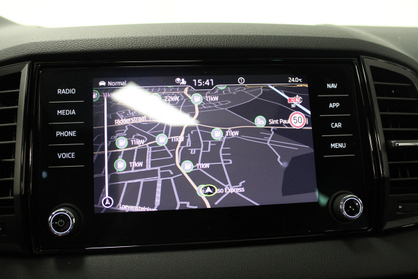 Škoda Karoq 1.5 TSI ACT Sportline Business