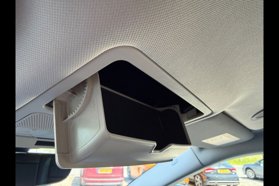Land Rover Range Rover Evoque 1.5 P300e AWD R-Dynamic S, CarPlay, Leer, LED, Trekhaak