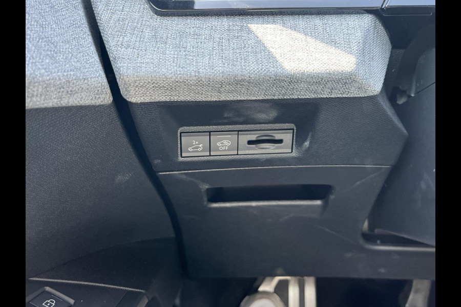 Peugeot E-5008 GT 73 kWh SOH 94%| 7 PERSOONS | COMPLEET UITGEVOERD| STOEL VENTILATIE |WARMTEPOMP| ADAPTIEVE CRUISE CONTROL | 360° CAMERA | ACHTERBANK VERWARMD |STOEL+ STUURVERWARMING| MEMORY STOEL MET MASSAGE| DODE HOEK SENSOR| ELEKTRISCHE ACHTERKLEP