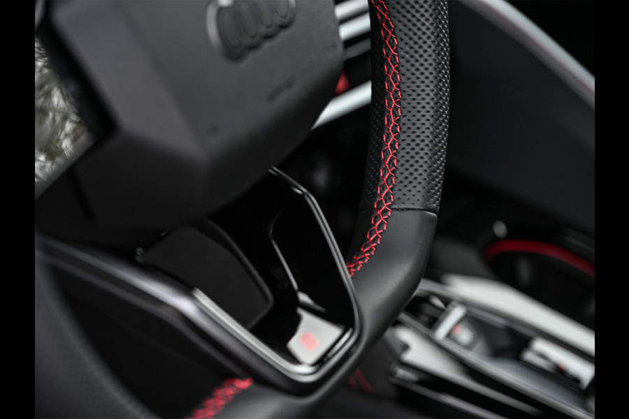 Audi Q5 Sportback 2.0 TFSI e-hybrid quattro S edition Competition