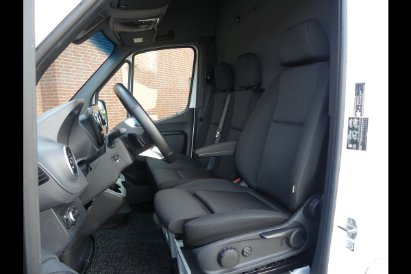Mercedes-Benz eSprinter 320 L2H2 81kWh Trekhaak/Camera/Navigatie/Standkachel