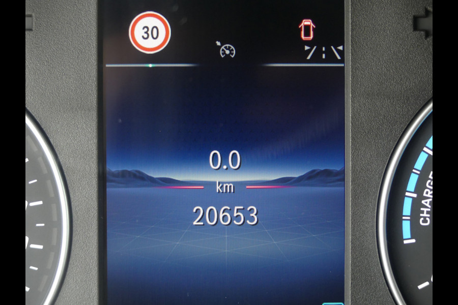 Mercedes-Benz eSprinter 320 L2H2 81kWh Trekhaak/Camera/Navigatie/Standkachel