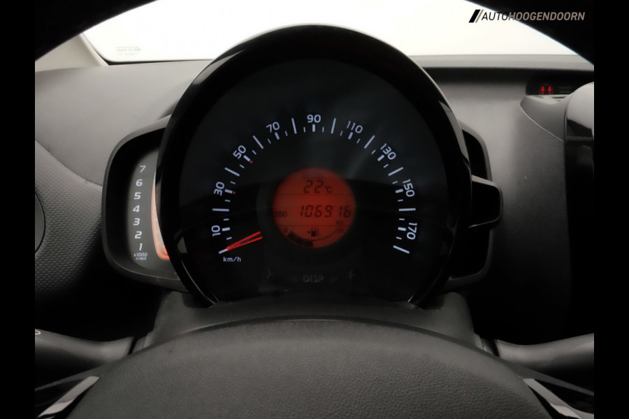 Citroën C1 1.0 VTi Feel (APPLE CARPLAY,AIRCO,LED VERLICHTING,COMFORT-STOELEN,CAMERA,ELEKTRISCHE RAMEN,NIEUWE APK,TOPCONDITIE)
