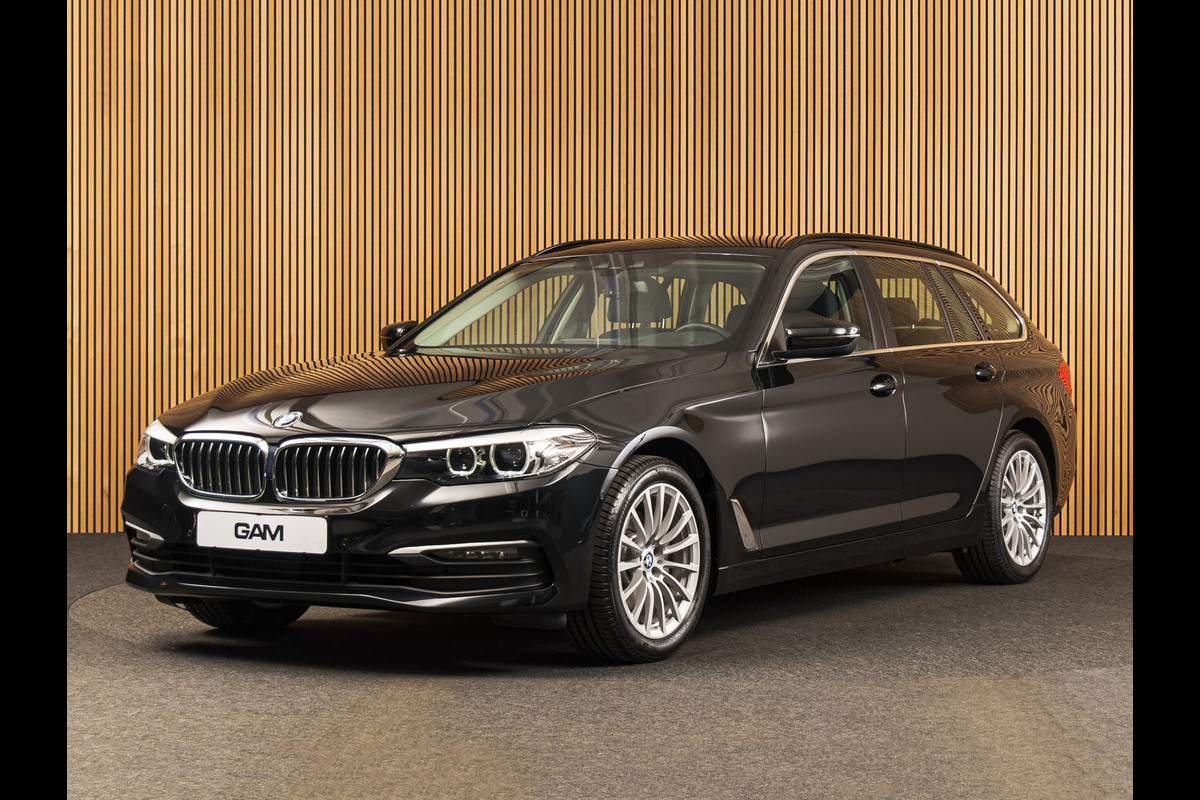 BMW 5 Serie Touring 520i 18 " | LEDER | COMFORTSTOELEN | CAMERA