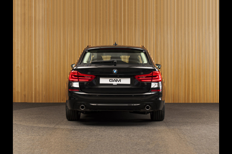 BMW 5 Serie Touring 520i 18 " | LEDER | COMFORTSTOELEN | CAMERA