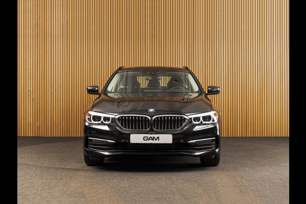 BMW 5 Serie Touring 520i 18 " | LEDER | COMFORTSTOELEN | CAMERA