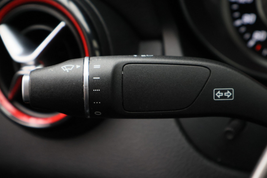 Mercedes-Benz CLA-Klasse AMG 45 4MATIC Memory, Sfeerverlichting, Harmen & Kardon, Apple Carplay, ACC, 19"