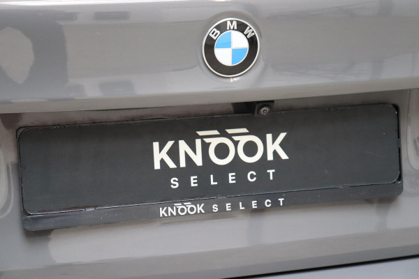 BMW 5 Serie Sedan 530i High Executive M Sport Pakket Automaat / Live Cockpit Professional / Active Protection / Laserlicht / Hifi / Driving Assistant Professional / Stoelventilatie / 19 Inch / Shadow Line / Comfortstoelen / Parkeerhulpsysteem Plus