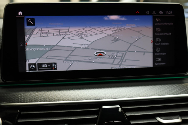 BMW 5 Serie Sedan 530i High Executive M Sport Pakket Automaat / Live Cockpit Professional / Active Protection / Laserlicht / Hifi / Driving Assistant Professional / Stoelventilatie / 19 Inch / Shadow Line / Comfortstoelen / Parkeerhulpsysteem Plus