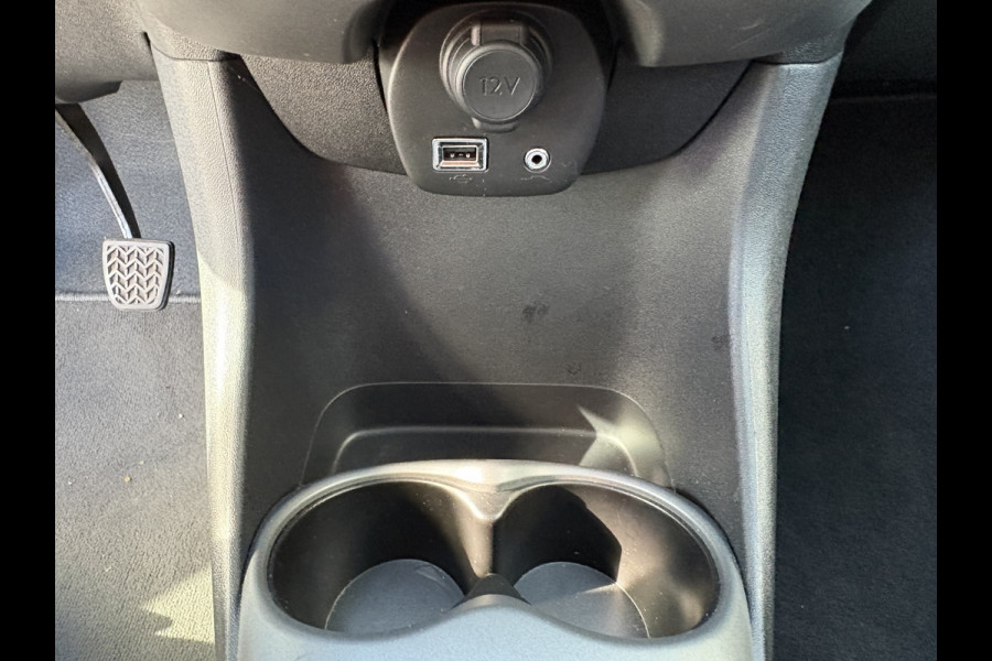 Toyota Aygo 1.0 VVT-i X-Play Automaat 5-drs. CAMERA/CARPLAY/MEDIA/LIMITER