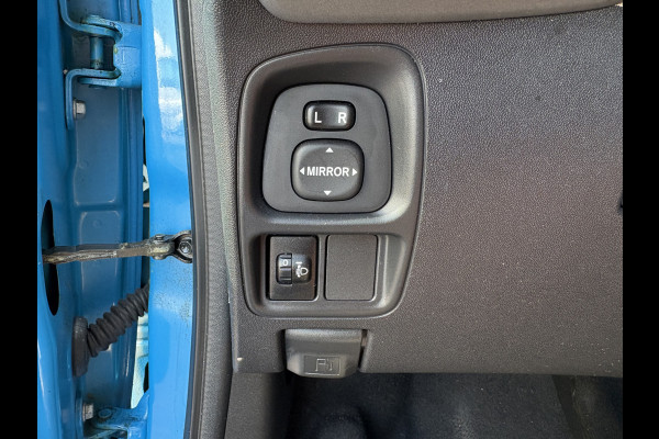 Toyota Aygo 1.0 VVT-i X-Play Automaat 5-drs. CAMERA/CARPLAY/MEDIA/LIMITER